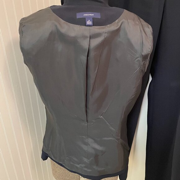 JONES WEAR SIZE 12 NAVY SUIT FULLY LINED JACKET WITH TIES AND SLACKS - Picture 6 of 16